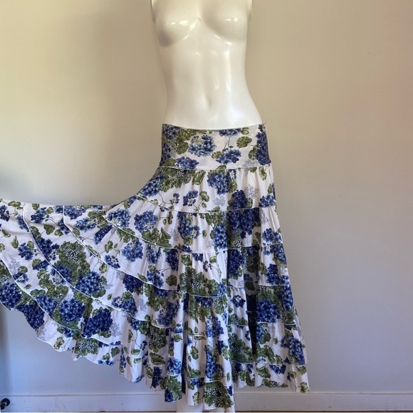 Pretty blue floral tiered skirt by Drop Dead Gorgeous Size 10 - Picture 2 of 7